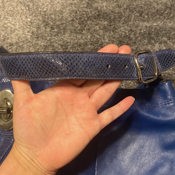 Coach purse - Picture 6 of 8